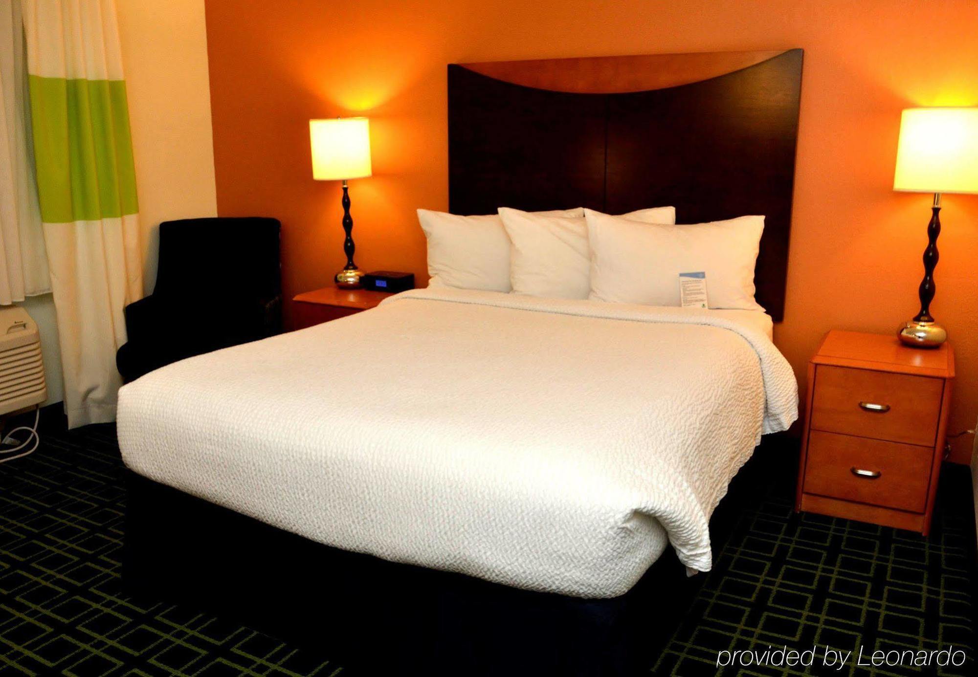 Fairfield Inn קנוויק מראה חיצוני תמונה