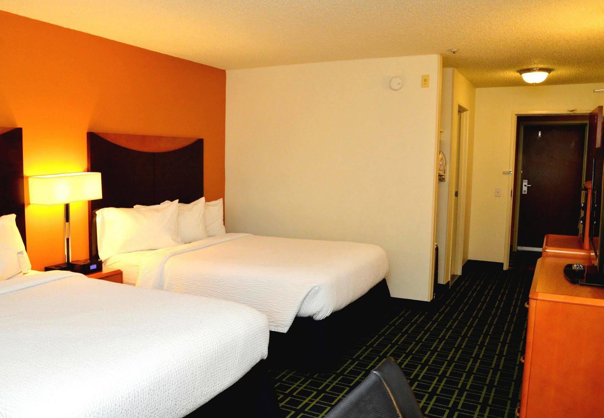 Fairfield Inn קנוויק מראה חיצוני תמונה